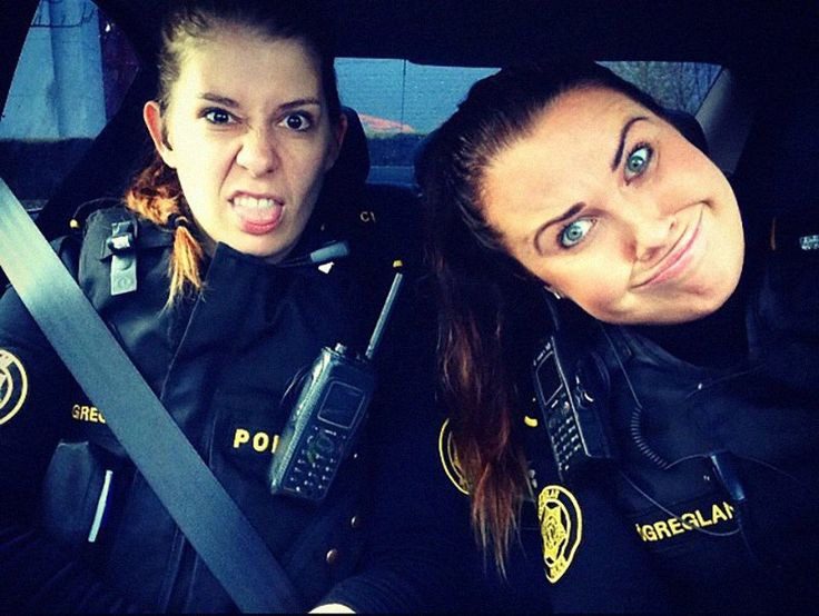 شرطيتان نرويجيتان